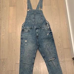 A men’s Blue jean overall jumpsuit from Zara.